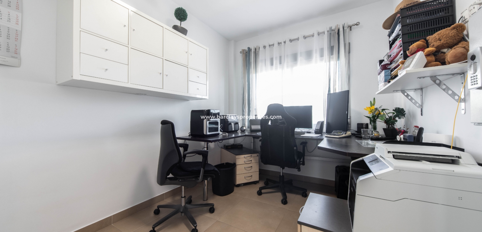 Wederverkoop - Vrijstaande Villa - Urb. El Oasis - La Marina