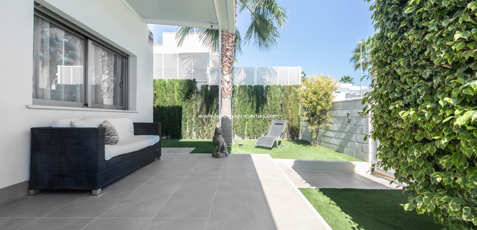 Wederverkoop - Vrijstaande Villa - Urb. El Oasis - La Marina