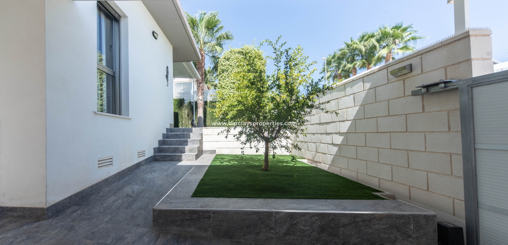 Wederverkoop - Vrijstaande Villa - Urb. El Oasis - La Marina