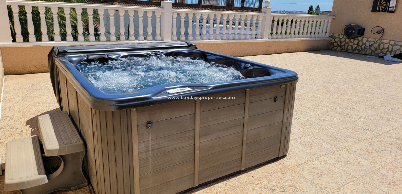 Wederverkoop - Vrijstaande Villa - Urb. El Oasis - La Marina