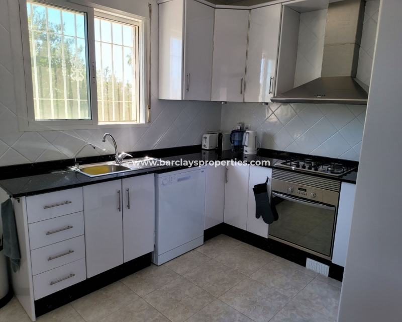 Wederverkoop - Vrijstaande Villa - Urb. El Oasis - La Marina