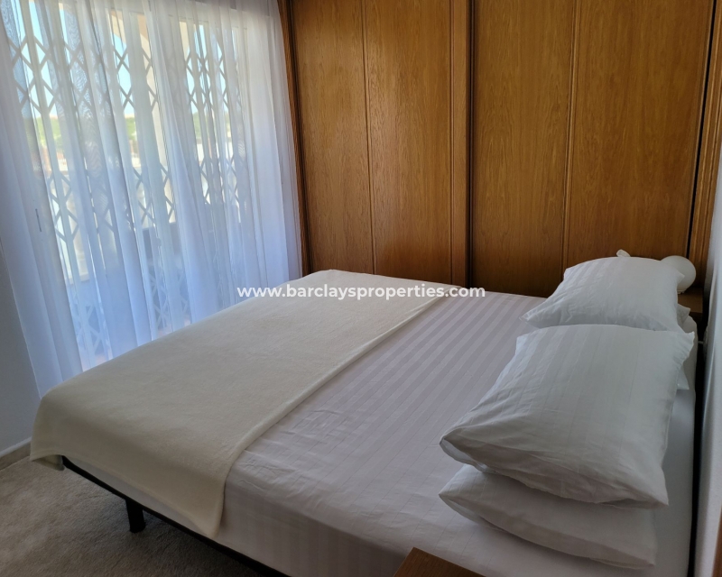 Wederverkoop - Vrijstaande Villa - Urb. El Oasis - La Marina