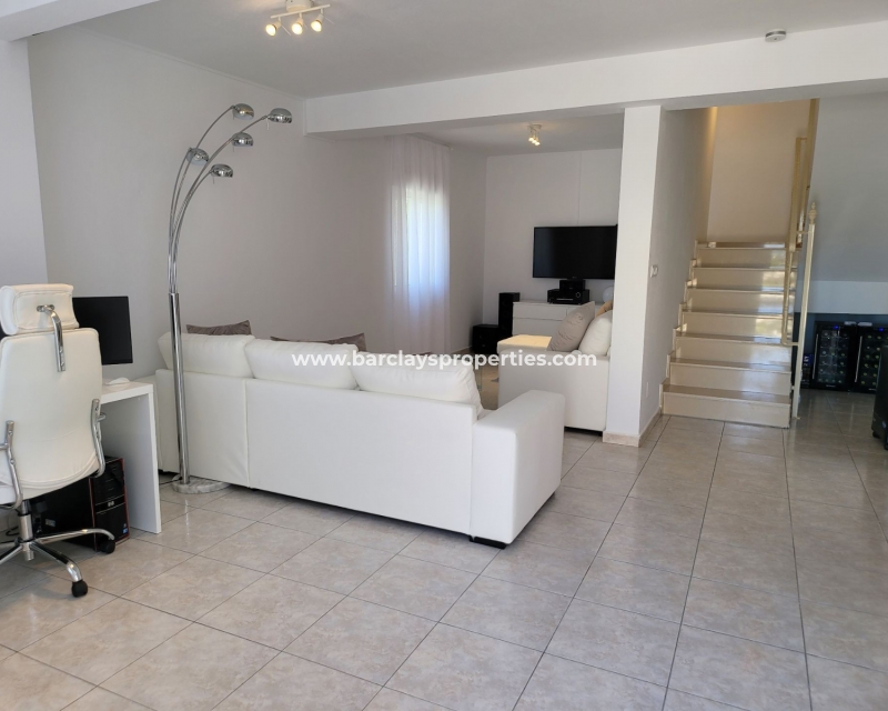 Wederverkoop - Vrijstaande Villa - Urb. El Oasis - La Marina