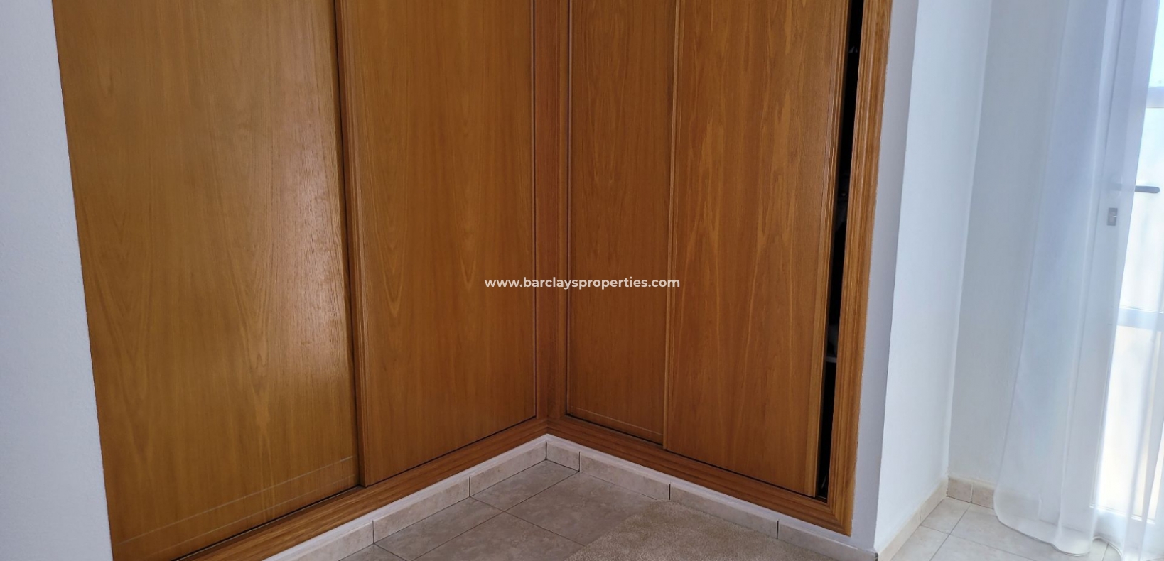 Wederverkoop - Vrijstaande Villa - Urb. El Oasis - La Marina