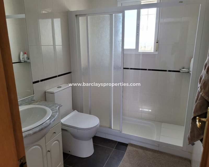 Wederverkoop - Vrijstaande Villa - Urb. El Oasis - La Marina