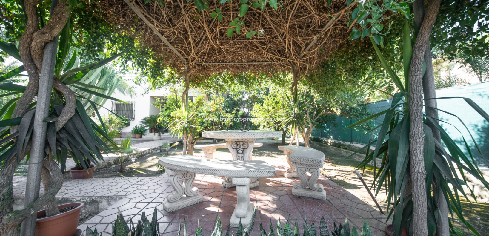 Wederverkoop - Vrijstaande Villa - Urb. El Oasis - La Marina