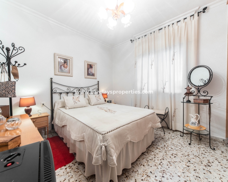 Wederverkoop - Vrijstaande Villa - Urb. El Oasis - La Marina