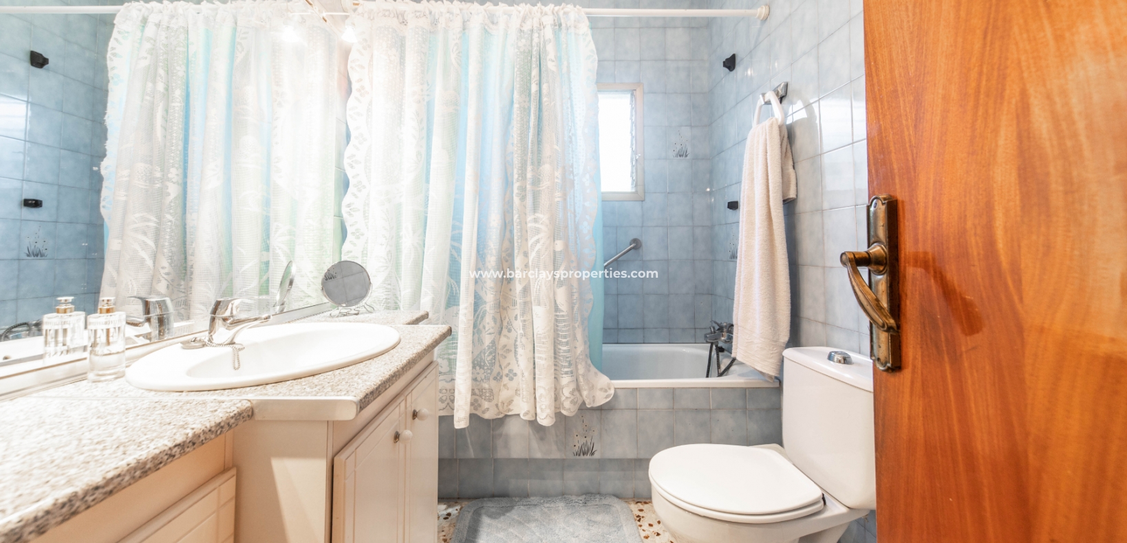 Wederverkoop - Vrijstaande Villa - Urb. El Oasis - La Marina