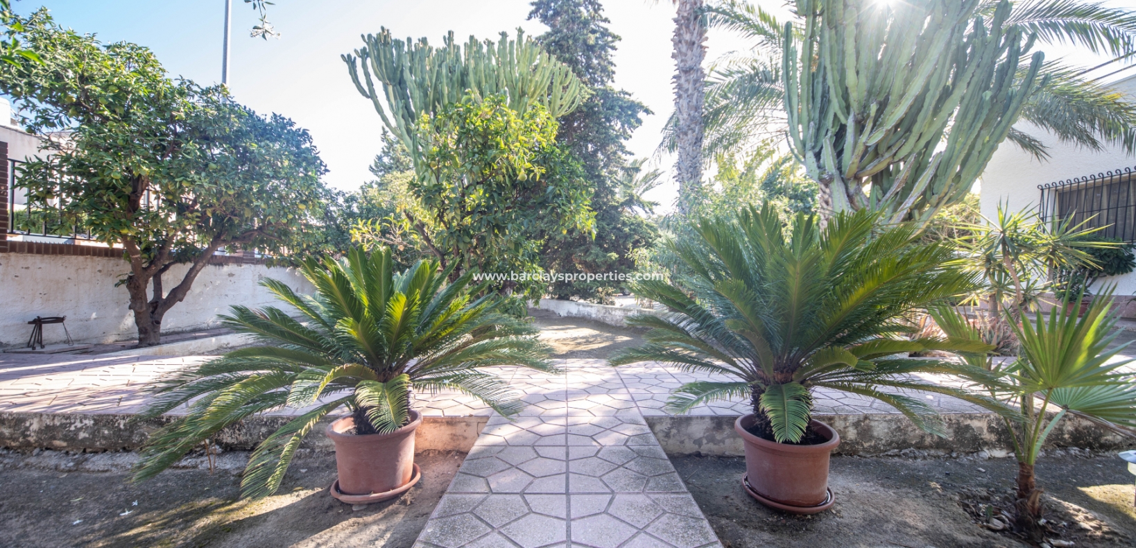 Wederverkoop - Vrijstaande Villa - Urb. El Oasis - La Marina