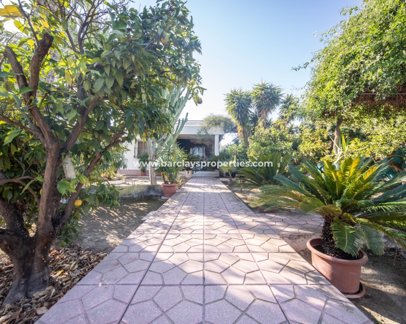 Wederverkoop - Vrijstaande Villa - Urb. El Oasis - La Marina