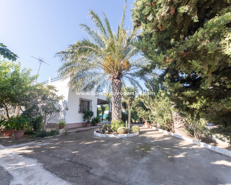 Wederverkoop - Vrijstaande Villa - Urb. El Oasis - La Marina