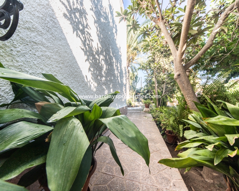 Wederverkoop - Vrijstaande Villa - Urb. El Oasis - La Marina