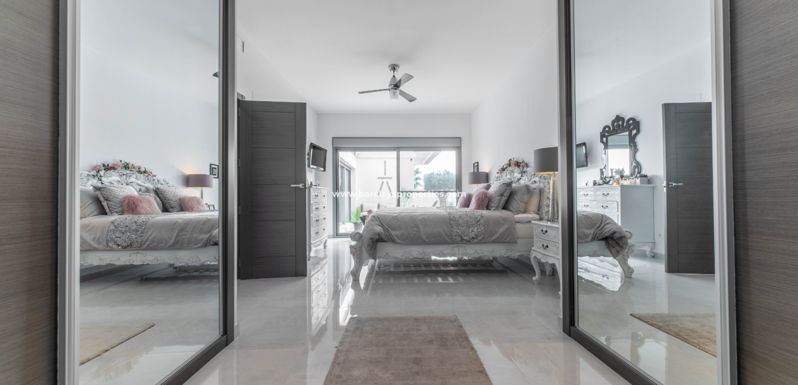 Wederverkoop - Vrijstaande Villa - Urb. El Oasis - La Marina