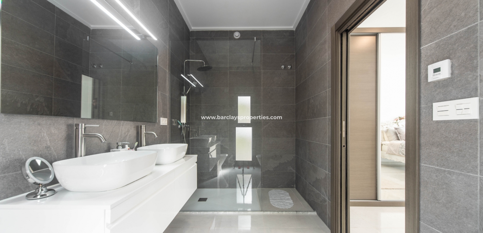 Wederverkoop - Vrijstaande Villa - Urb. El Oasis - La Marina