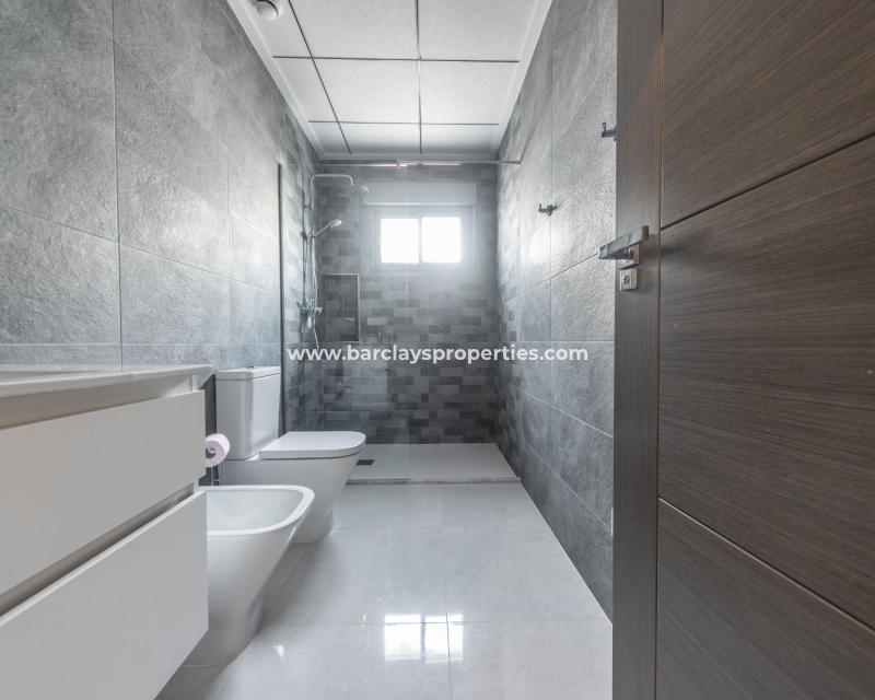 Wederverkoop - Vrijstaande Villa - Urb. El Oasis - La Marina