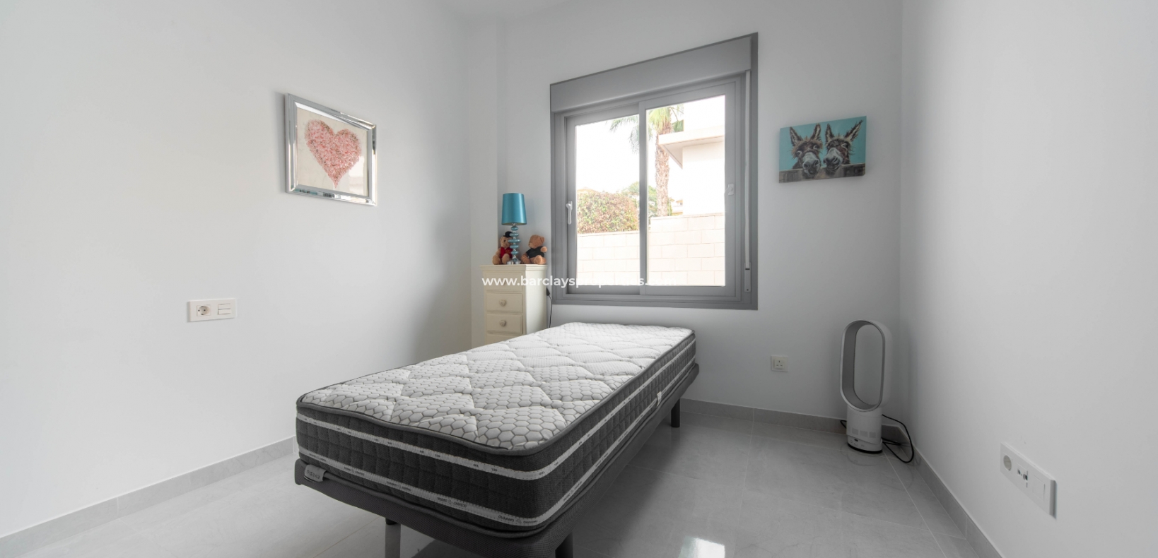 Wederverkoop - Vrijstaande Villa - Urb. El Oasis - La Marina