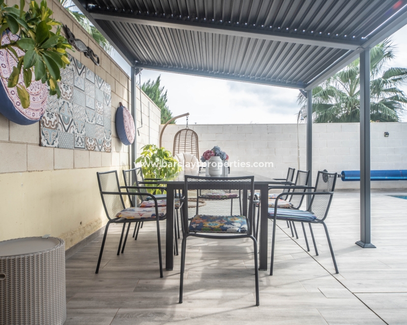 Wederverkoop - Vrijstaande Villa - Urb. El Oasis - La Marina