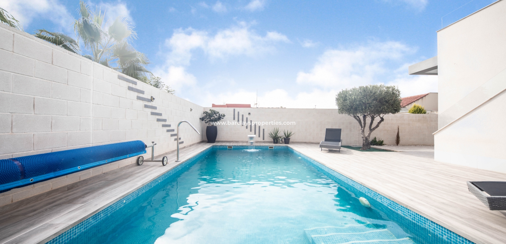 Wederverkoop - Vrijstaande Villa - Urb. El Oasis - La Marina