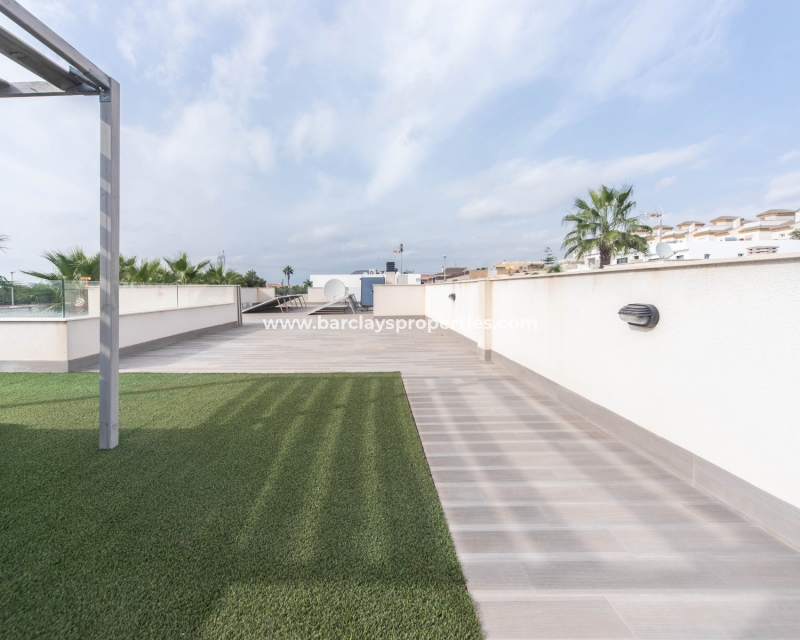 Wederverkoop - Vrijstaande Villa - Urb. El Oasis - La Marina