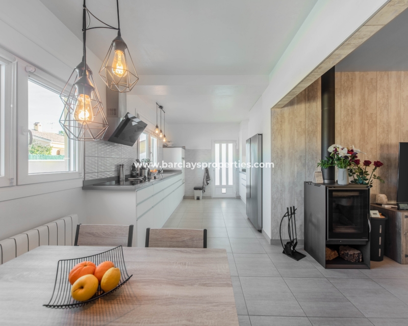 Wederverkoop - Vrijstaande Villa - Urb. El Oasis - La Marina