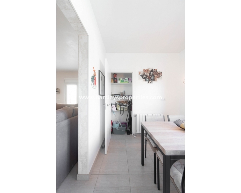 Wederverkoop - Vrijstaande Villa - Urb. El Oasis - La Marina