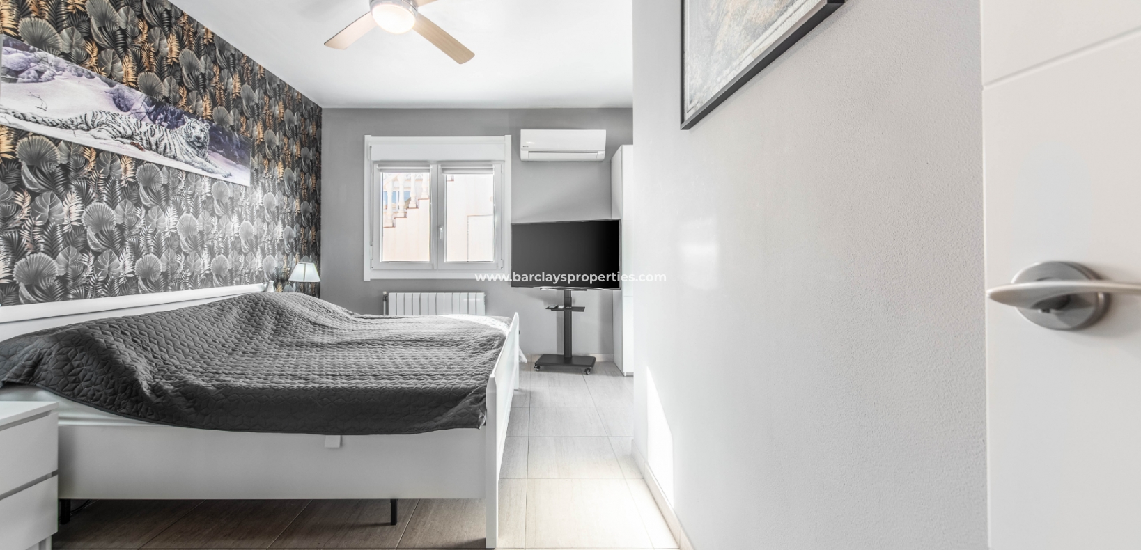 Wederverkoop - Vrijstaande Villa - Urb. El Oasis - La Marina