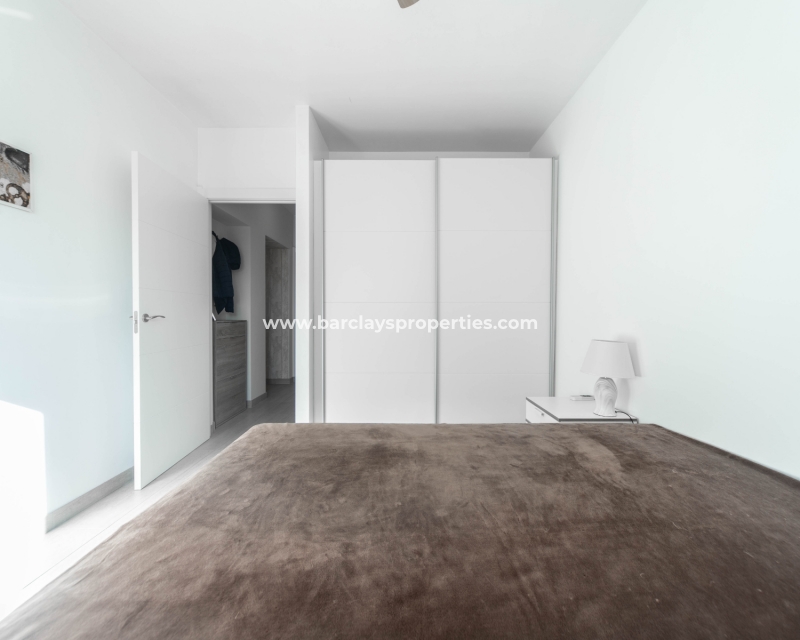 Wederverkoop - Vrijstaande Villa - Urb. El Oasis - La Marina