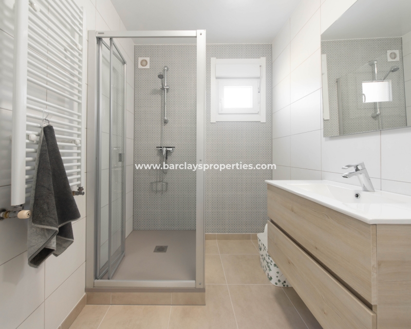 Wederverkoop - Vrijstaande Villa - Urb. El Oasis - La Marina