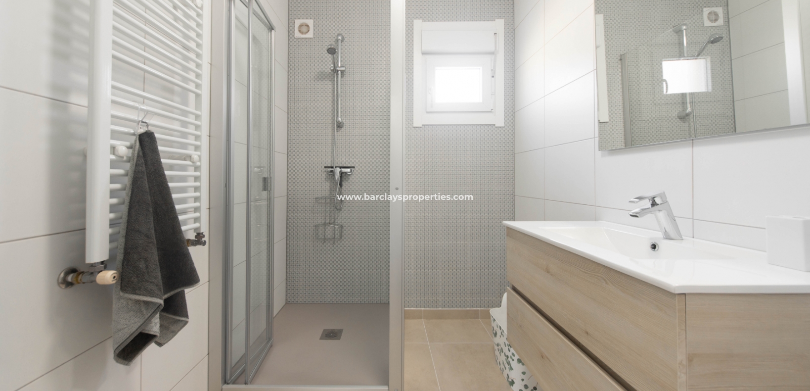 Wederverkoop - Vrijstaande Villa - Urb. El Oasis - La Marina