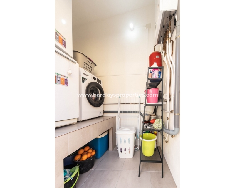 Wederverkoop - Vrijstaande Villa - Urb. El Oasis - La Marina