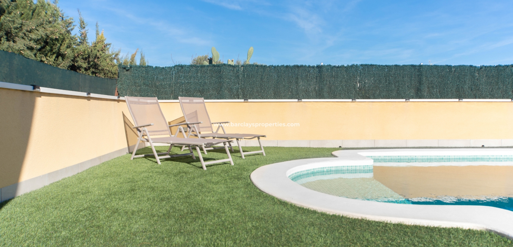 Wederverkoop - Vrijstaande Villa - Urb. El Oasis - La Marina