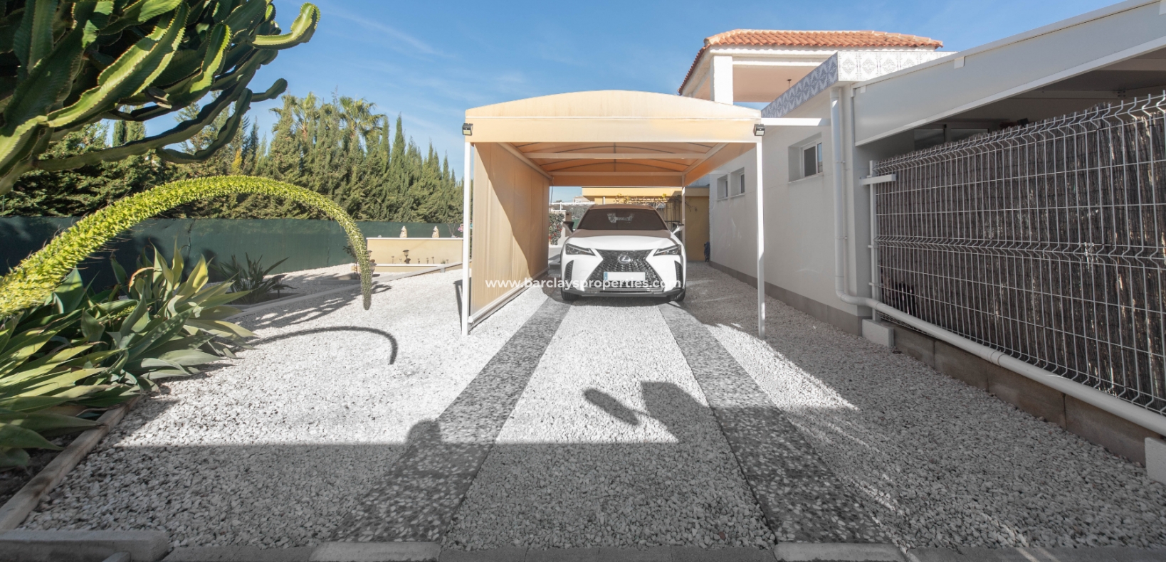 Wederverkoop - Vrijstaande Villa - Urb. El Oasis - La Marina