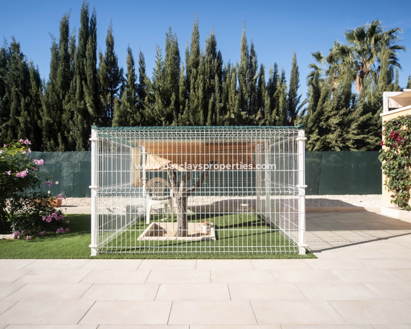 Wederverkoop - Vrijstaande Villa - Urb. El Oasis - La Marina