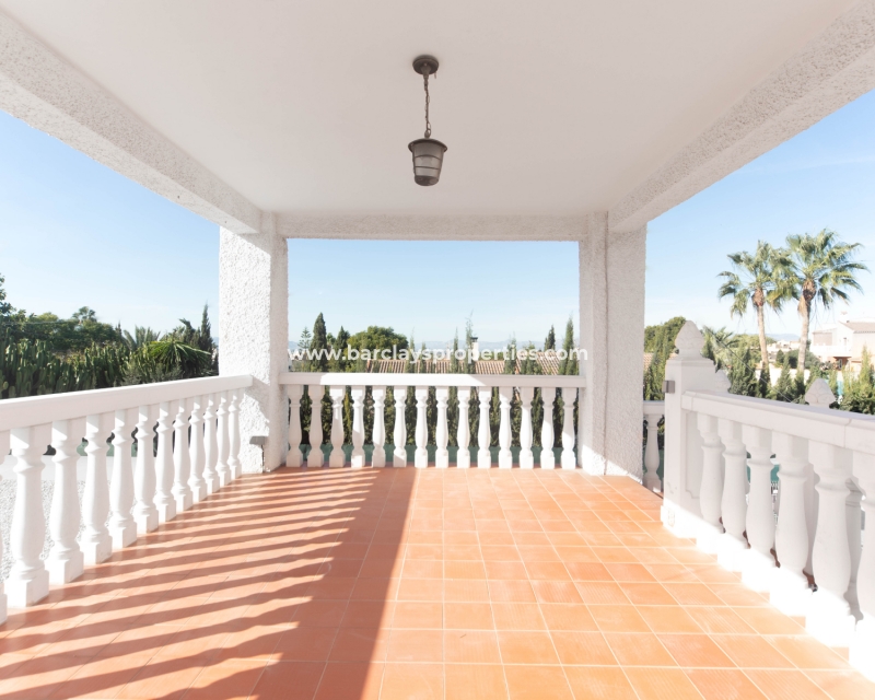 Wederverkoop - Vrijstaande Villa - Urb. El Oasis - La Marina