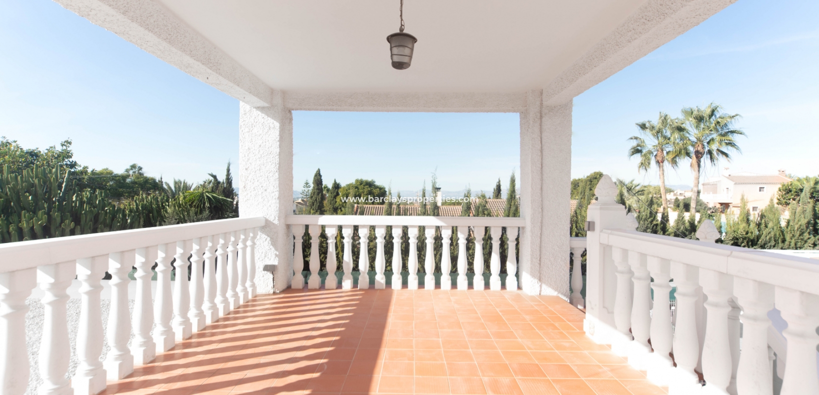 Wederverkoop - Vrijstaande Villa - Urb. El Oasis - La Marina