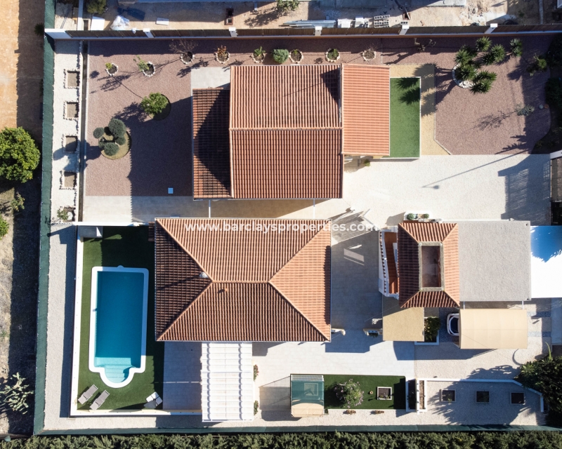 Wederverkoop - Vrijstaande Villa - Urb. El Oasis - La Marina