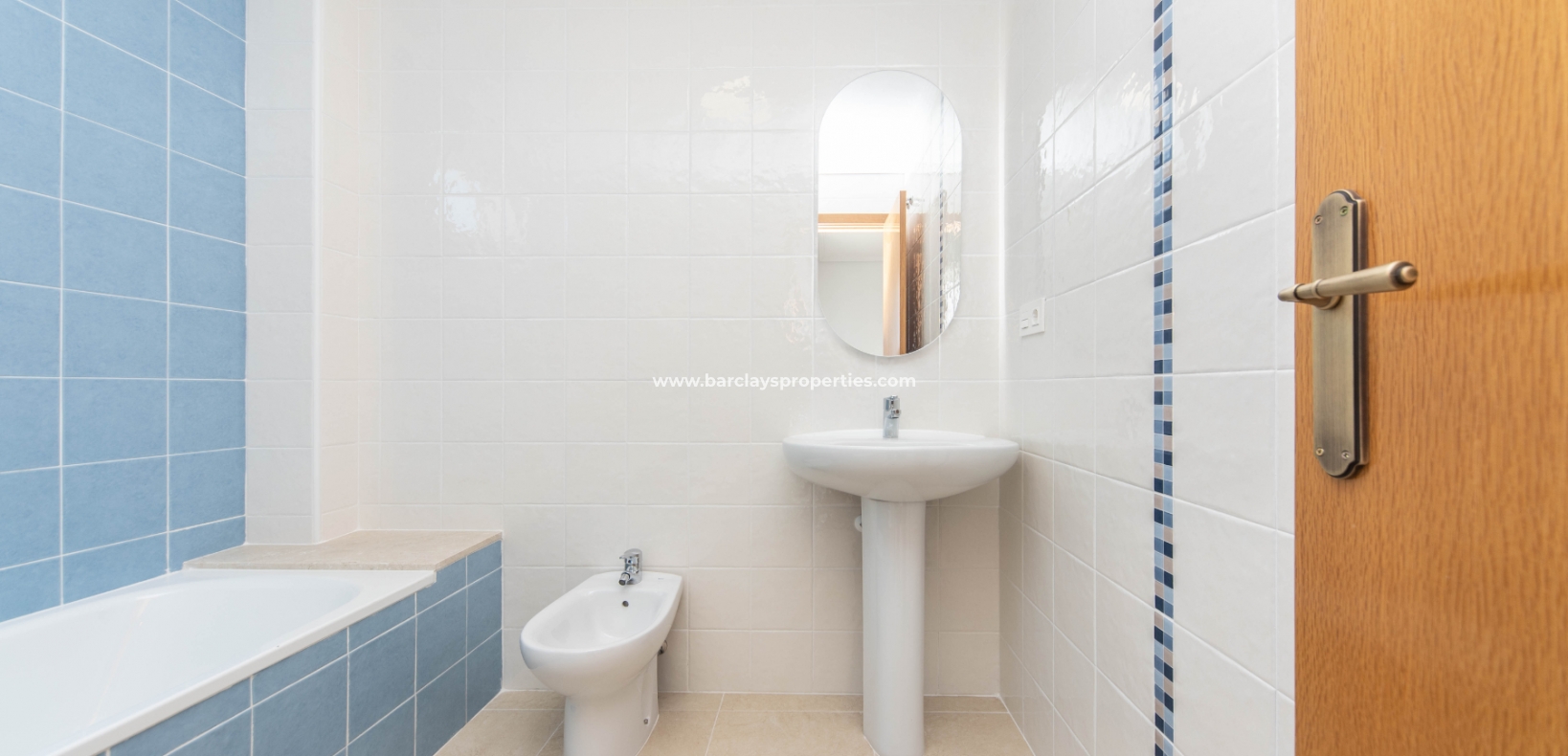 Wederverkoop - Vrijstaande Villa - Urb. El Oasis - La Marina