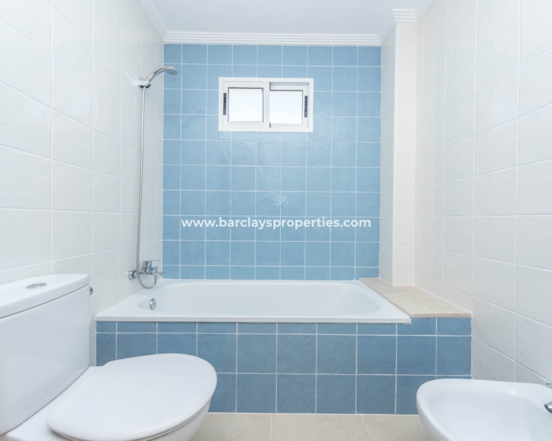 Wederverkoop - Vrijstaande Villa - Urb. El Oasis - La Marina