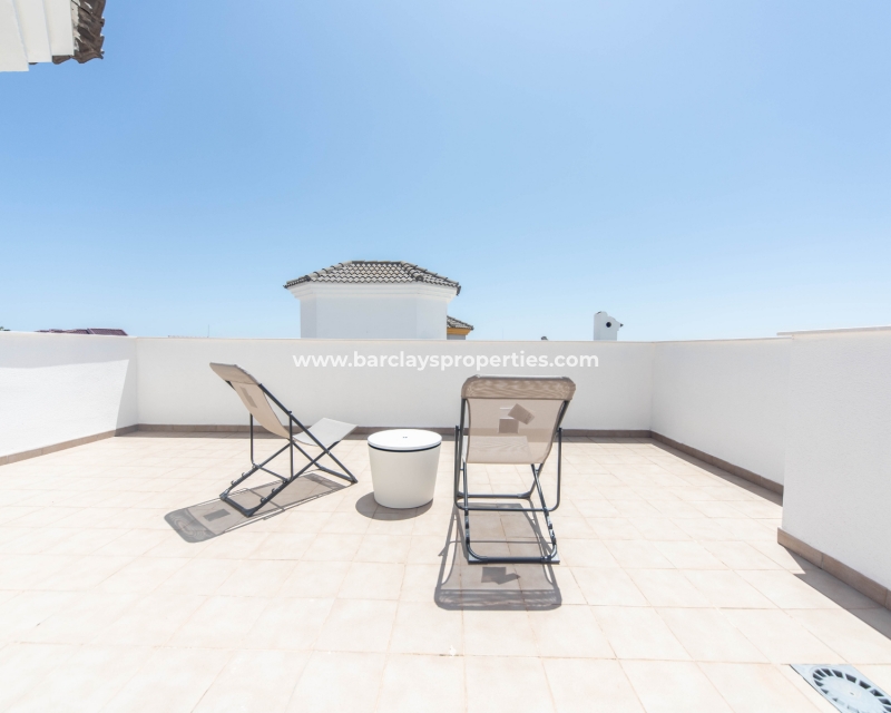 Wederverkoop - Vrijstaande Villa - Urb. El Oasis - La Marina