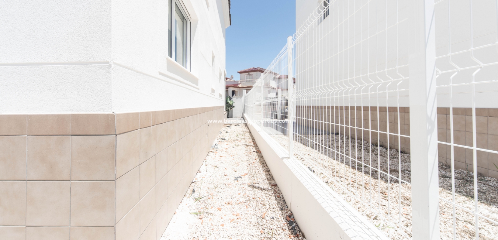 Wederverkoop - Vrijstaande Villa - Urb. El Oasis - La Marina