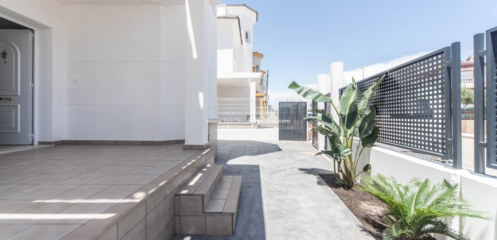 Wederverkoop - Vrijstaande Villa - Urb. El Oasis - La Marina