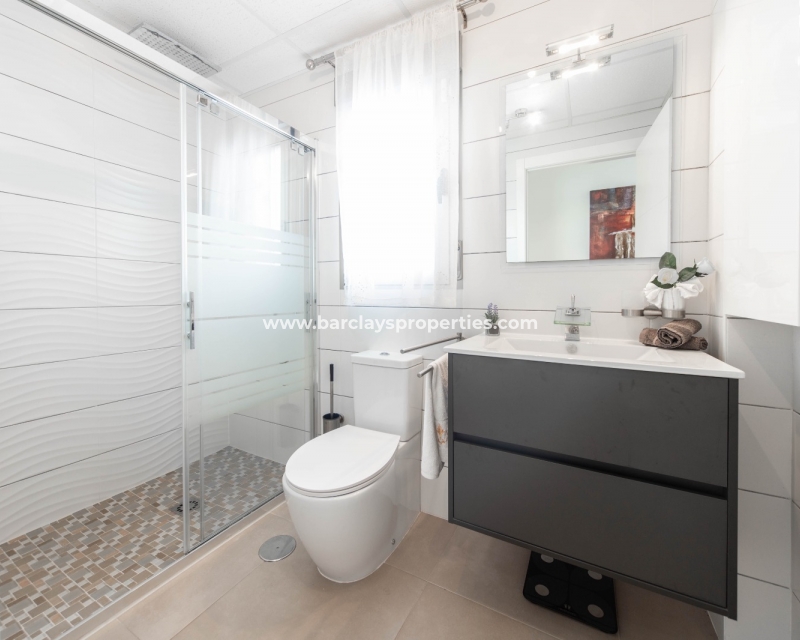 Wederverkoop - Vrijstaande Villa - Urb. El Oasis - La Marina