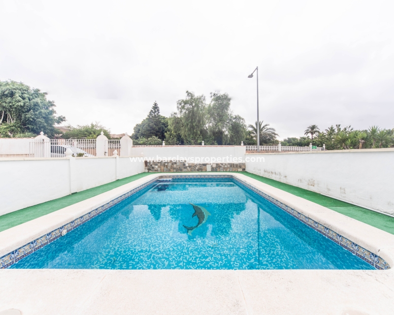 Wederverkoop - Vrijstaande Villa - Urb. El Oasis - La Marina