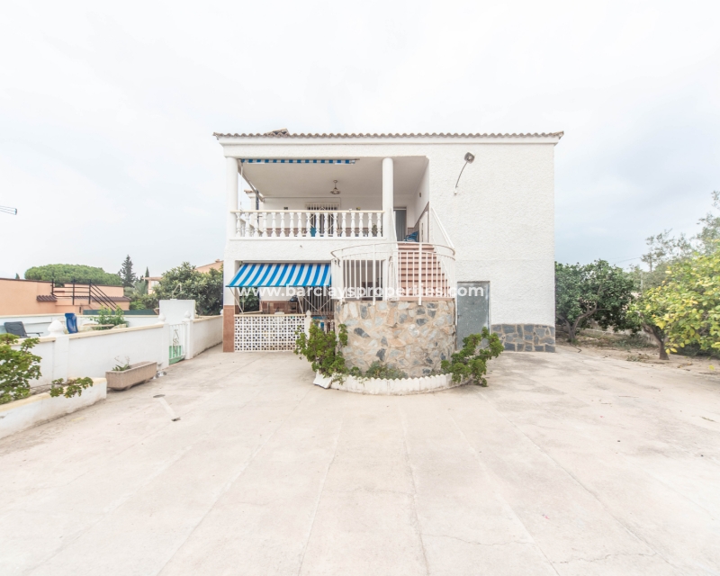 Wederverkoop - Vrijstaande Villa - Urb. El Oasis - La Marina