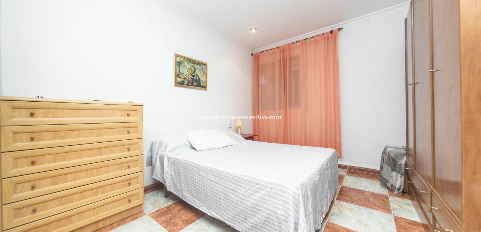 Wederverkoop - Vrijstaande Villa - Urb. El Oasis - La Marina