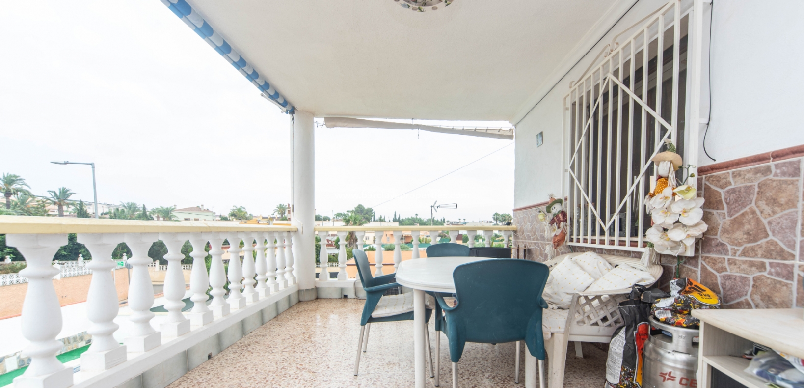 Wederverkoop - Vrijstaande Villa - Urb. El Oasis - La Marina