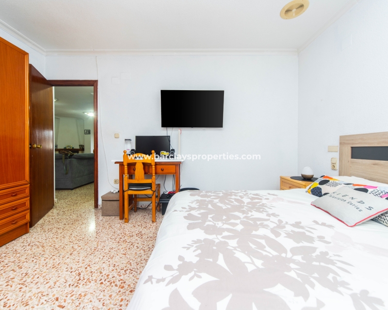 Wederverkoop - Vrijstaande Villa - Urb. El Oasis - La Marina