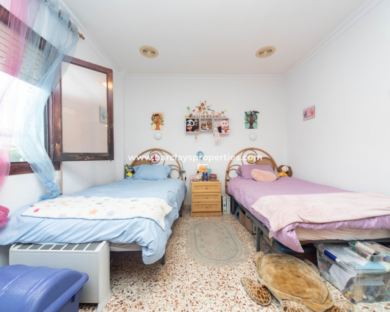 Wederverkoop - Vrijstaande Villa - Urb. El Oasis - La Marina