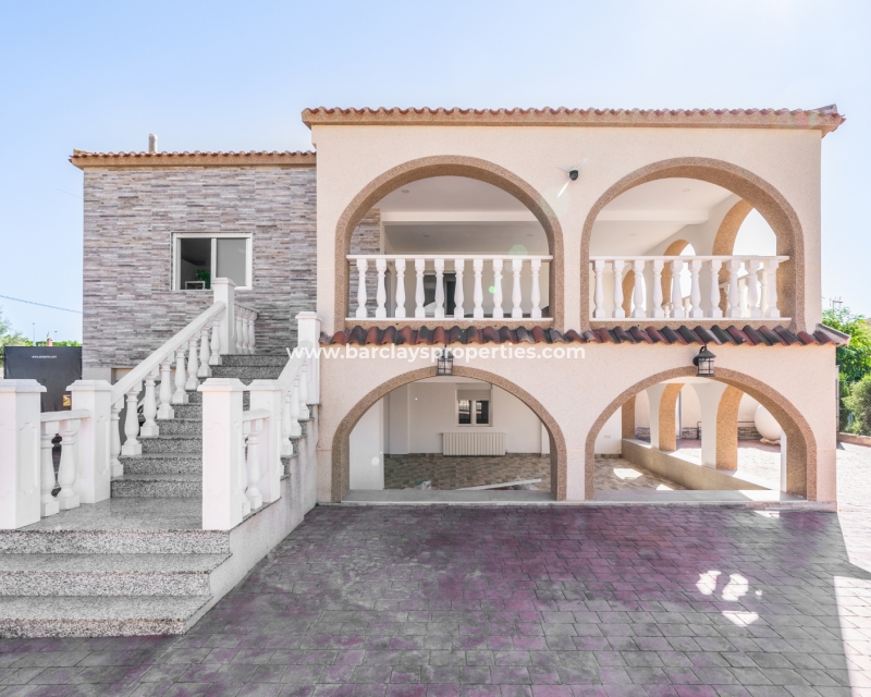 Wederverkoop - Vrijstaande Villa - Urb. El Oasis - La Marina