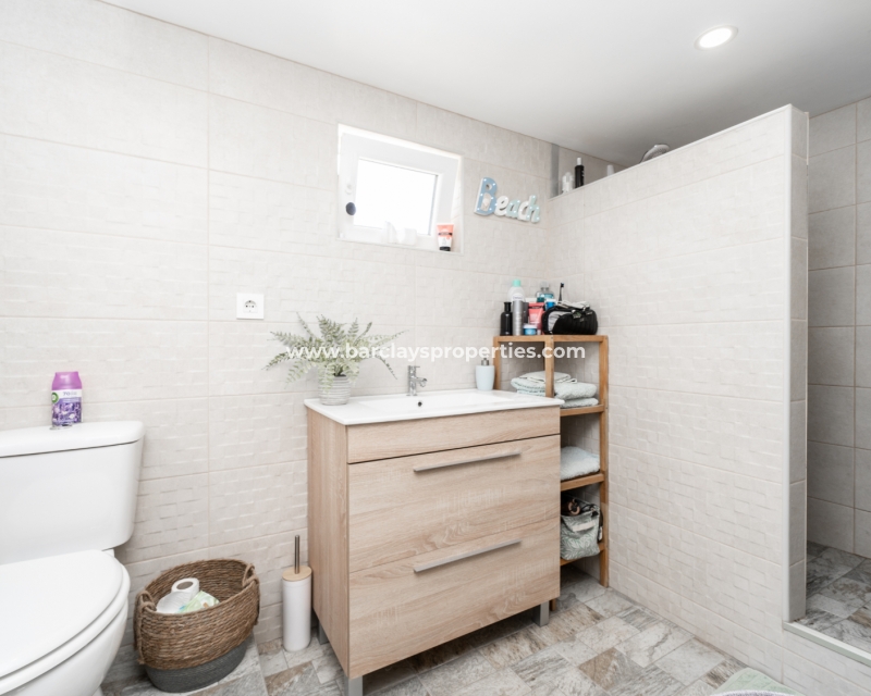 Wederverkoop - Vrijstaande Villa - Urb. El Oasis - La Marina